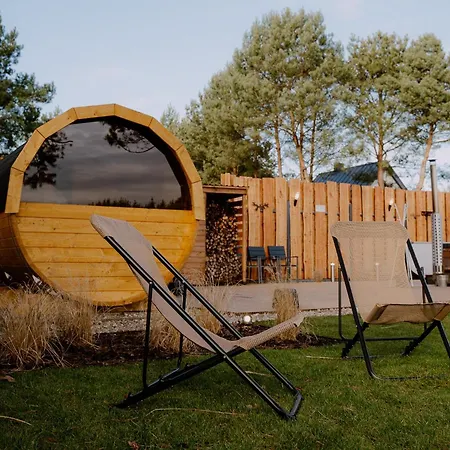 Osada Pod Gwiazdami&spa - Deluxe Blisko Jezioro, Ogrodzony, Ognisko, Taras, Dodatkowa Sypialnia Lasko